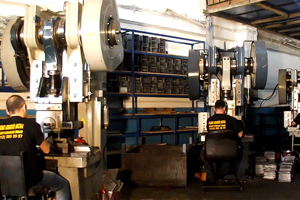 Yılmaz Asansör Bağlantı Elemanları - Makina Parkı